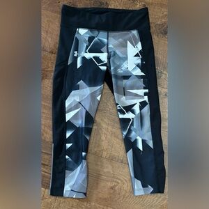 Under Armour crop compression women Sz small